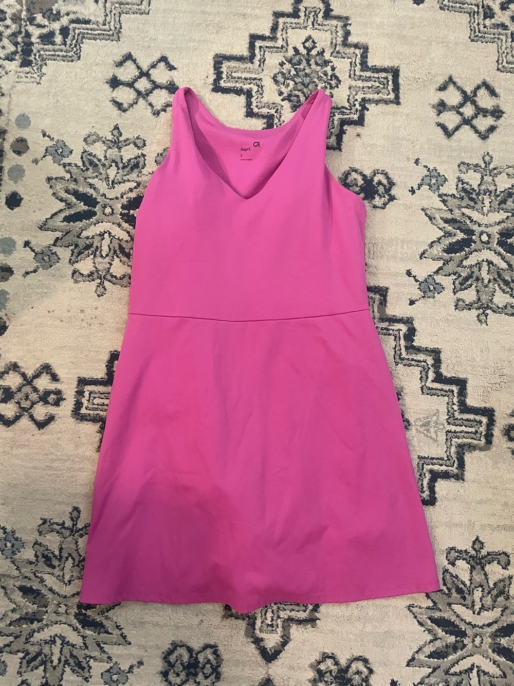 GapFit Women’s Moisture Wicking Shelf Bra Active Tank Dress 💖